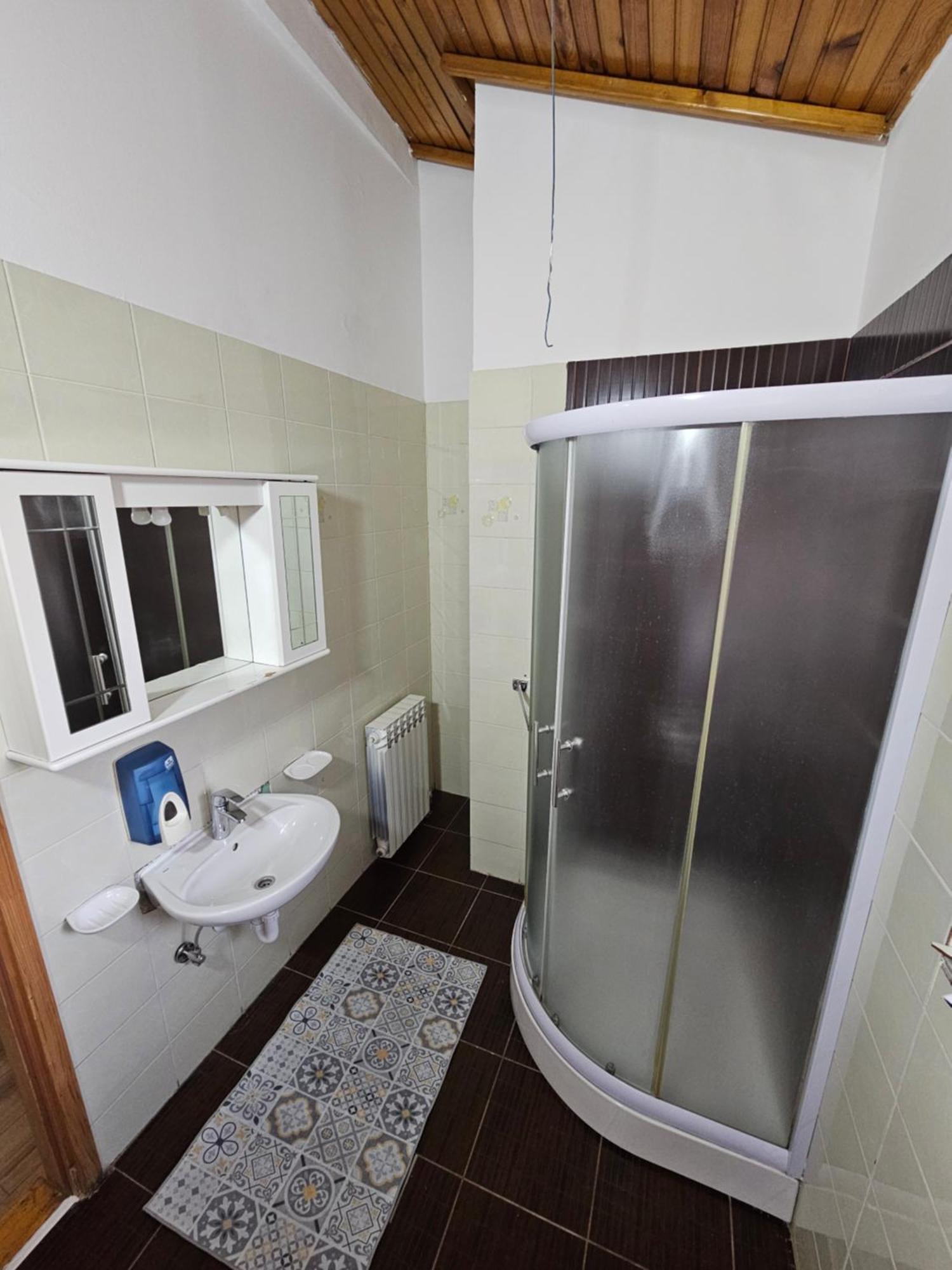 סראייבו Leopold Chillout Hostel מראה חיצוני תמונה