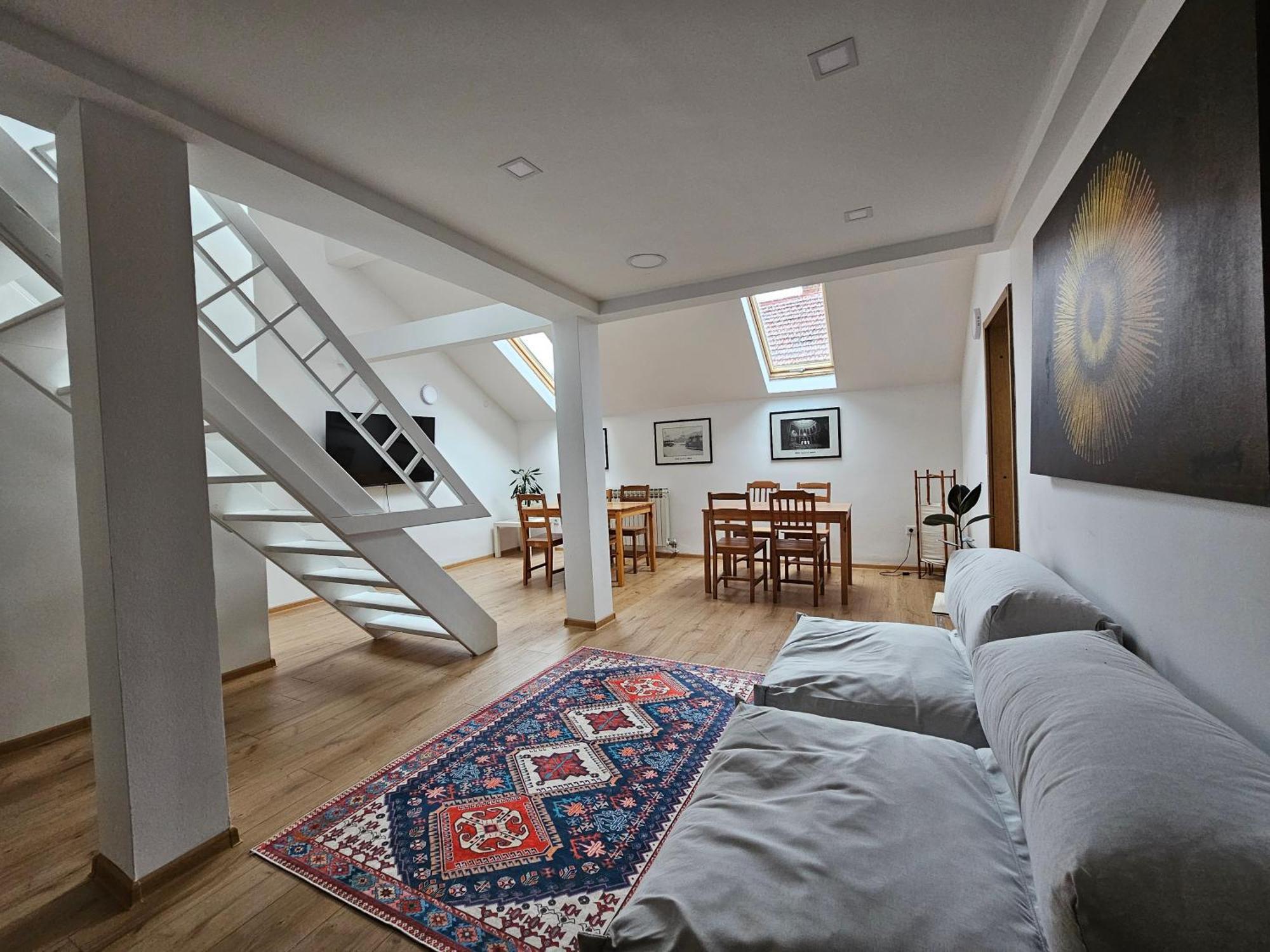 סראייבו Leopold Chillout Hostel מראה חיצוני תמונה