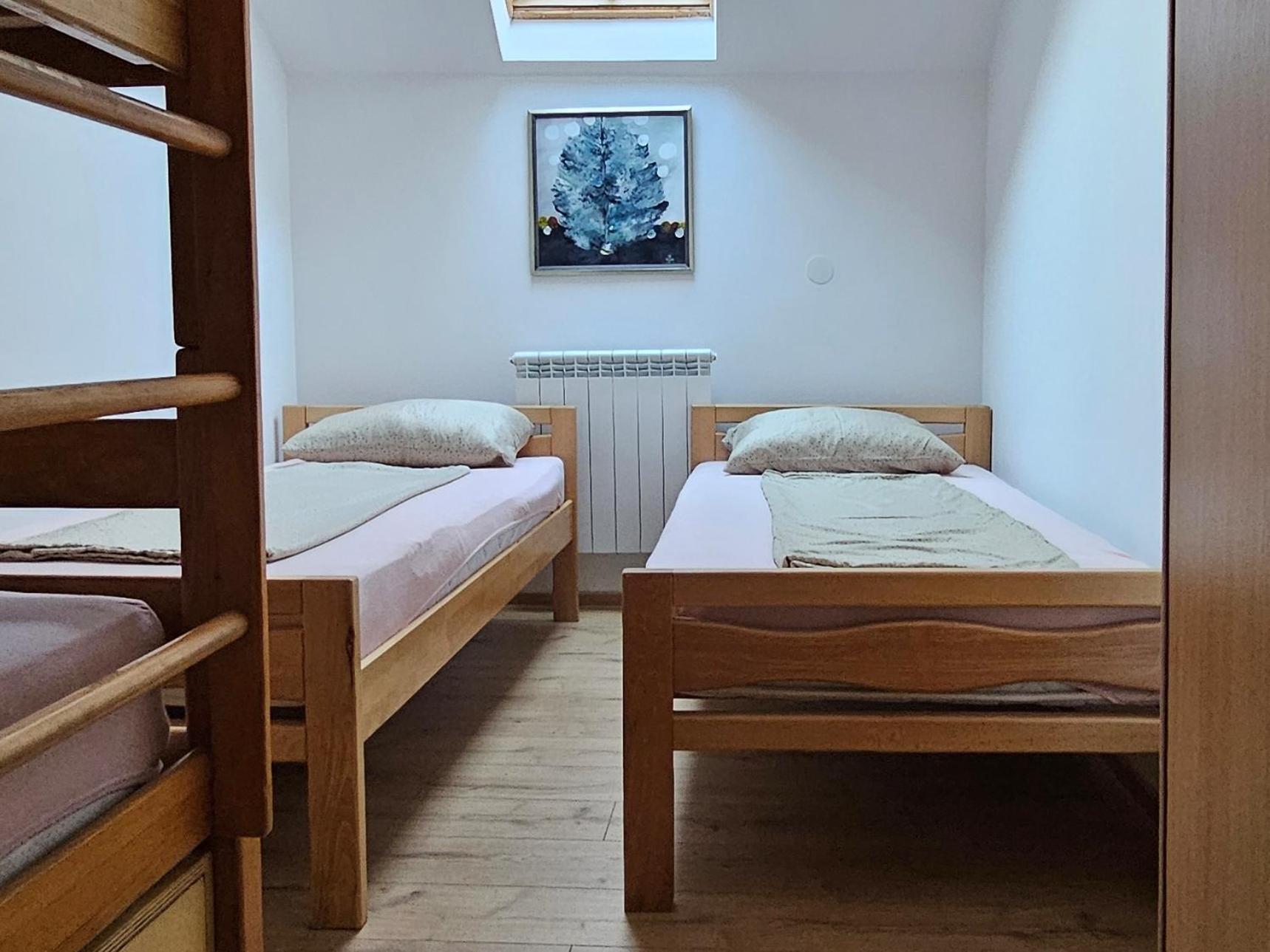 סראייבו Leopold Chillout Hostel מראה חיצוני תמונה