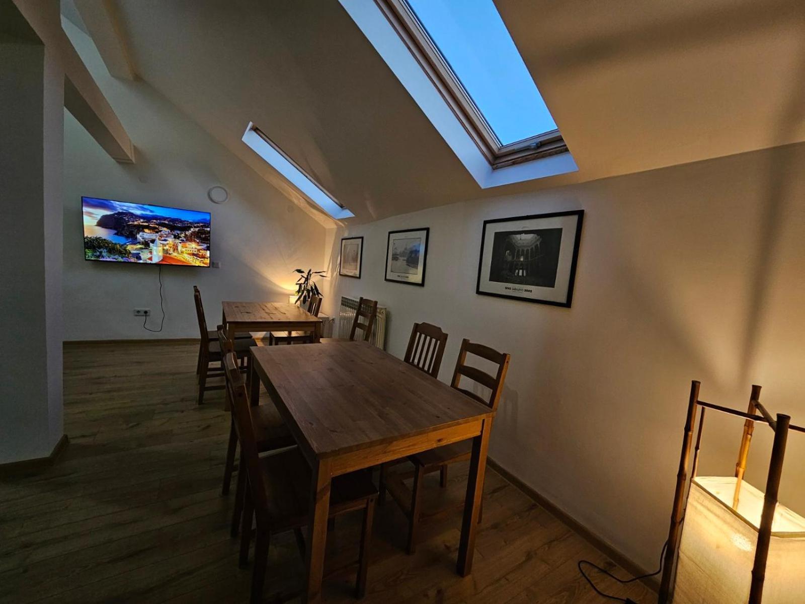 סראייבו Leopold Chillout Hostel מראה חיצוני תמונה